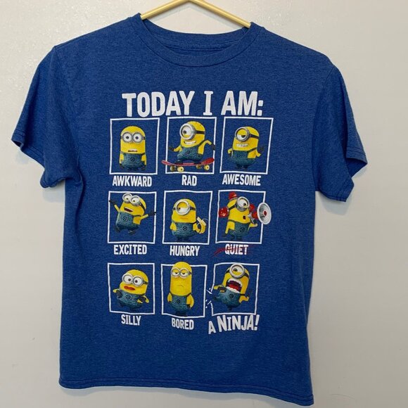 ๐ฑ 5 for $10. Despicable Me Short Sleeve T-Shirt Size Medium - Picture 1 of 4